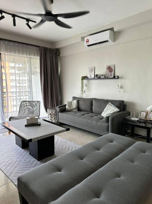 Casa Savoy - A Famosa Melaka Apartment *