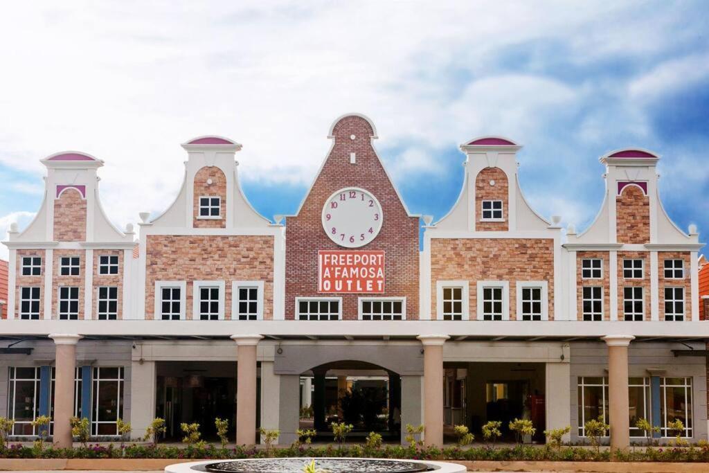 Casa Savoy - A Famosa Melaka Apartment